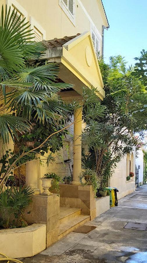 ميدولين Rooms And Apartments Palma B&B المظهر الخارجي الصورة
