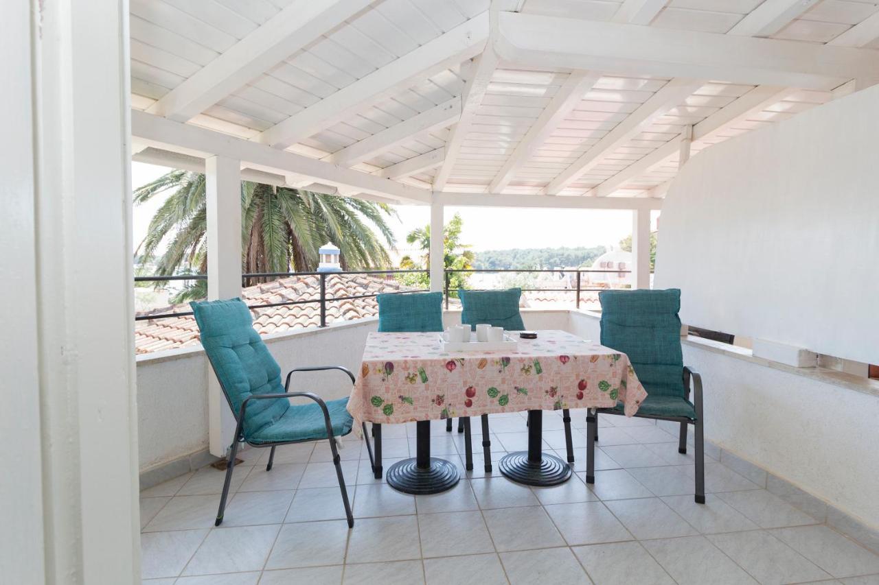 ميدولين Rooms And Apartments Palma B&B المظهر الخارجي الصورة