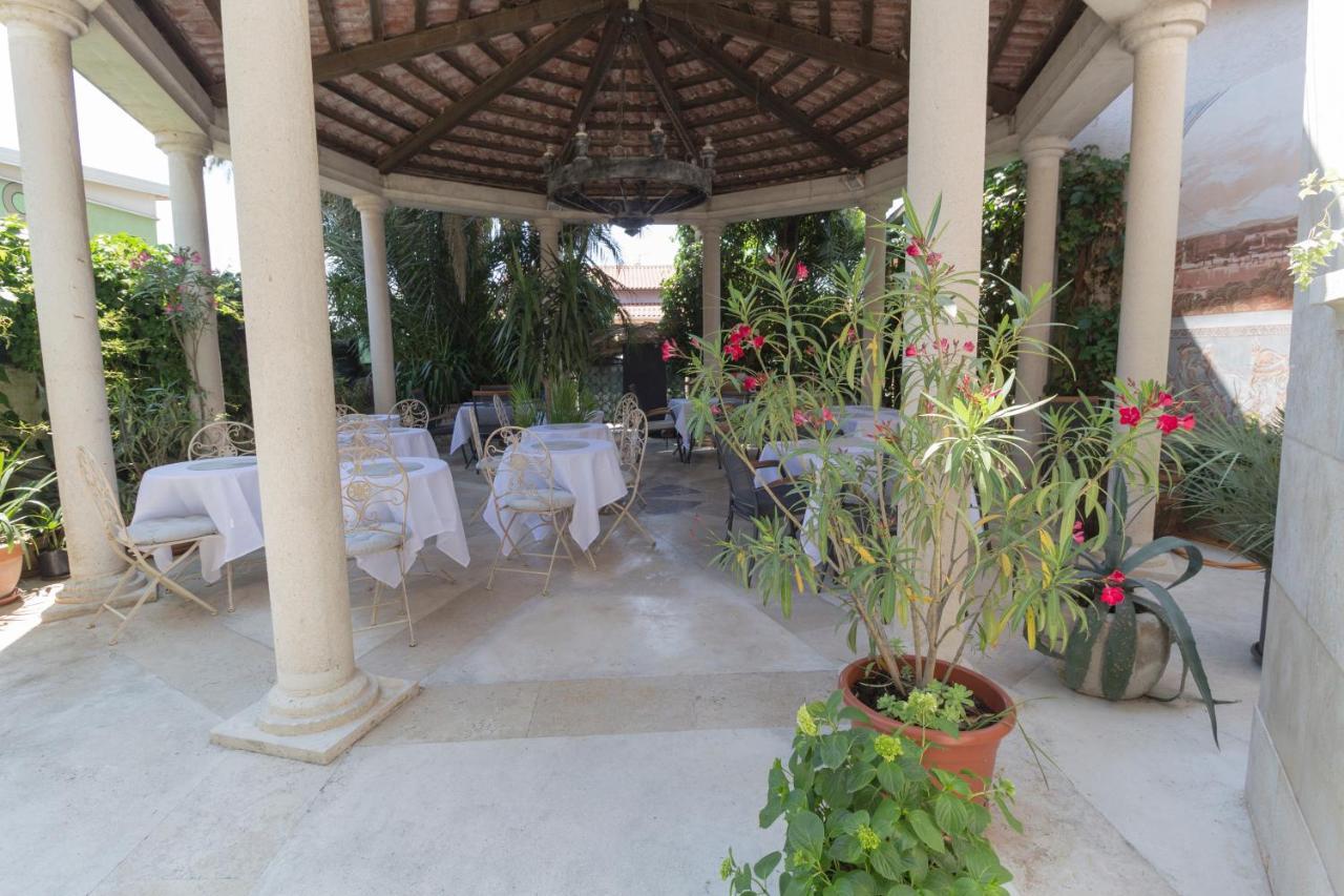 ميدولين Rooms And Apartments Palma B&B المظهر الخارجي الصورة