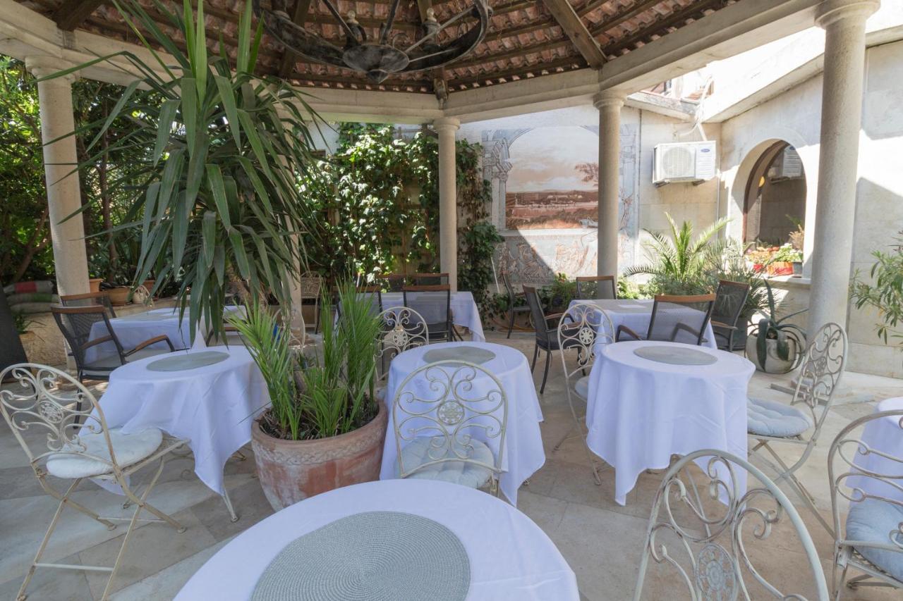ميدولين Rooms And Apartments Palma B&B المظهر الخارجي الصورة