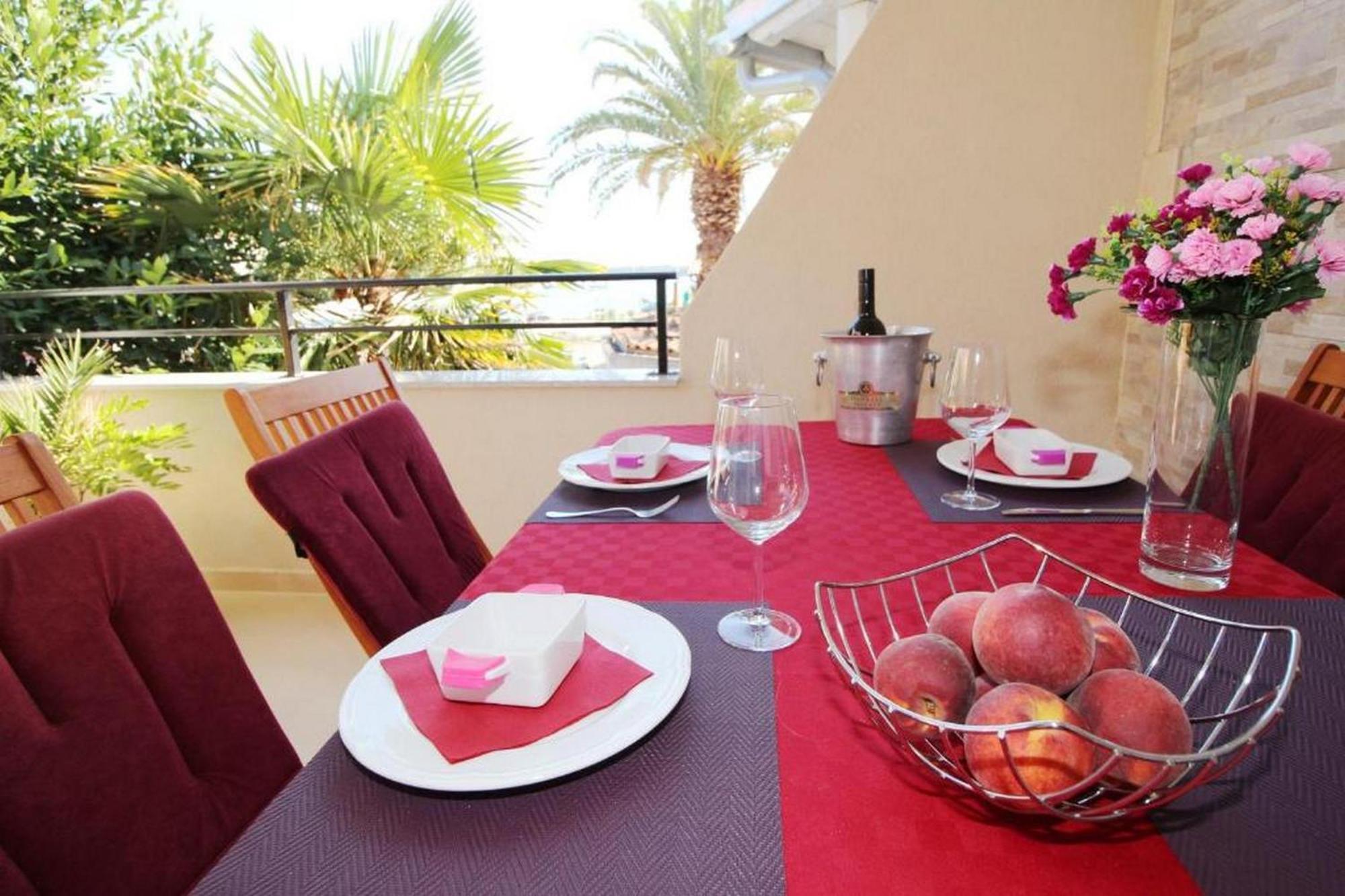 ميدولين Rooms And Apartments Palma B&B المظهر الخارجي الصورة