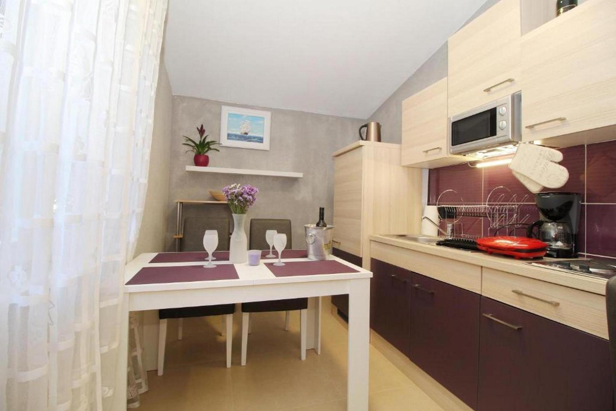 ميدولين Rooms And Apartments Palma B&B المظهر الخارجي الصورة