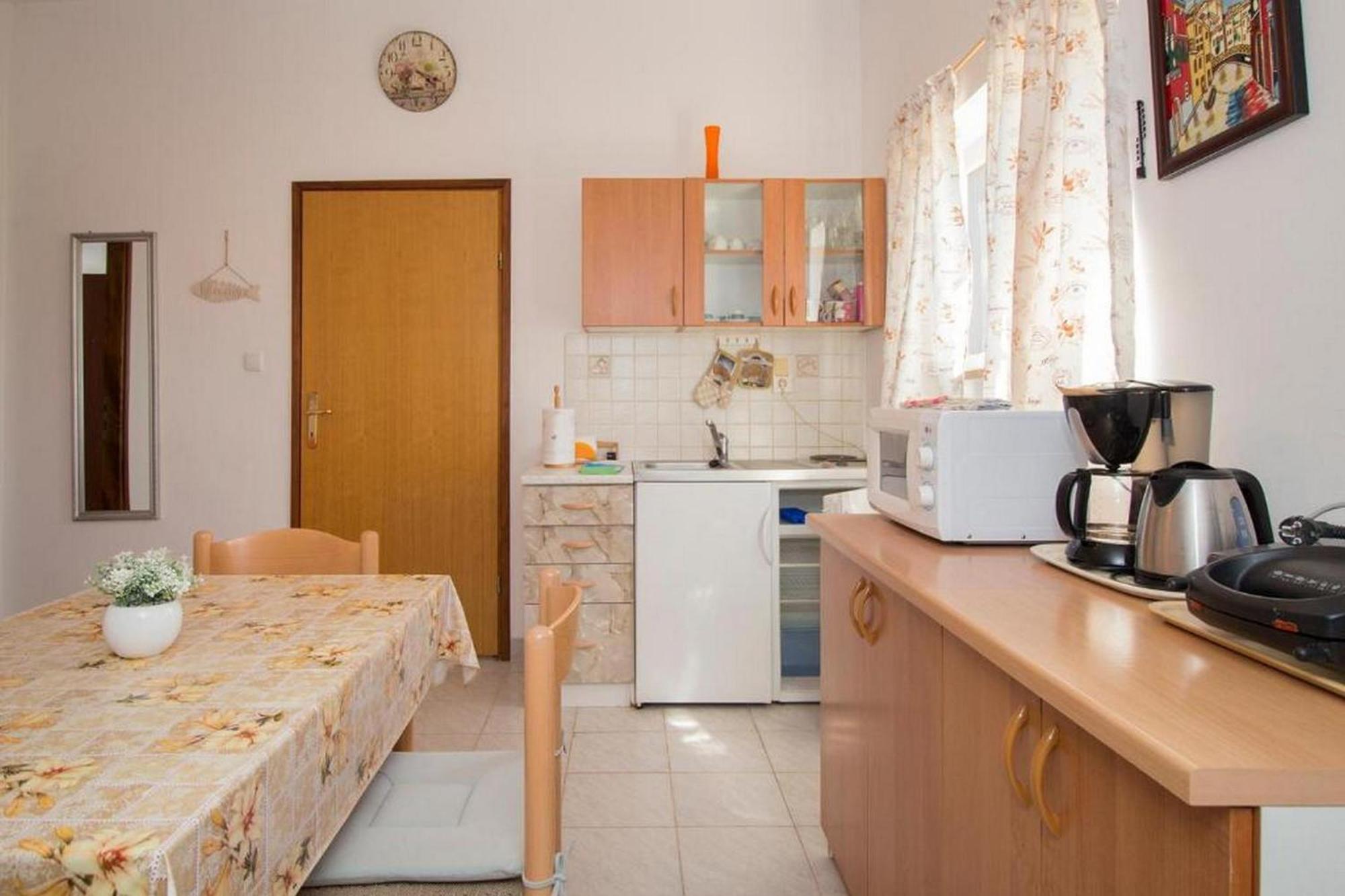 ميدولين Rooms And Apartments Palma B&B المظهر الخارجي الصورة