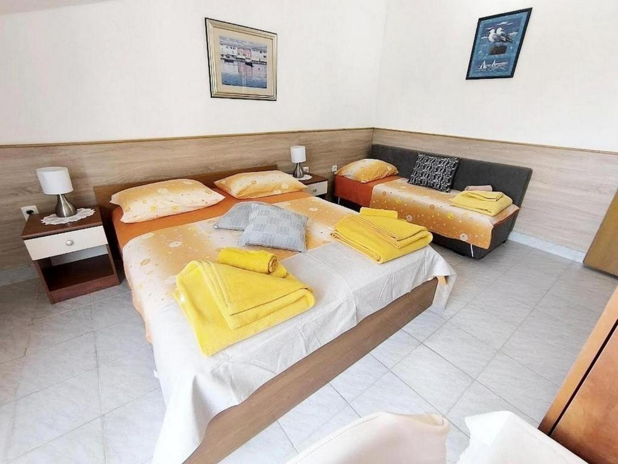 ميدولين Rooms And Apartments Palma B&B المظهر الخارجي الصورة