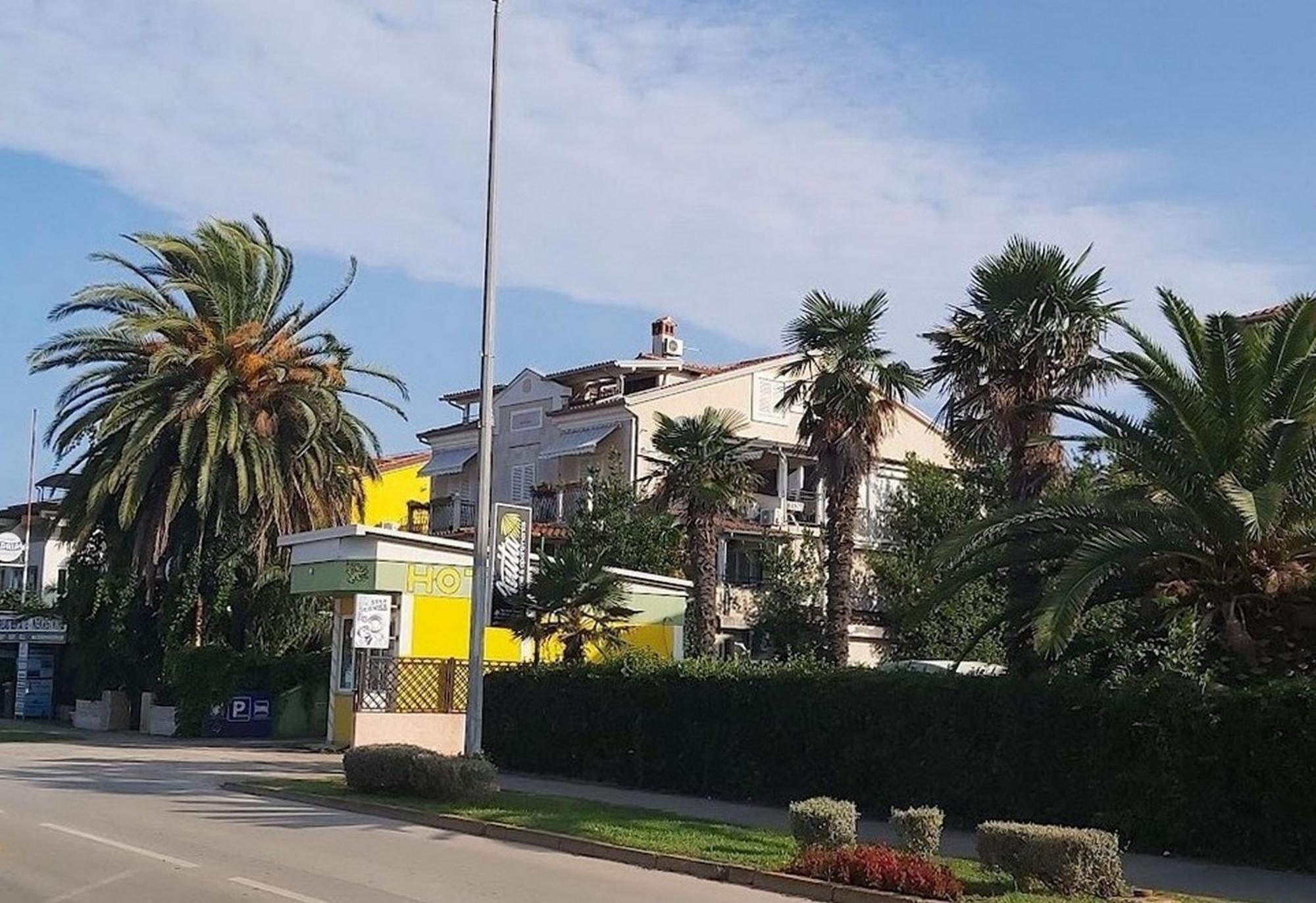 ميدولين Rooms And Apartments Palma B&B المظهر الخارجي الصورة