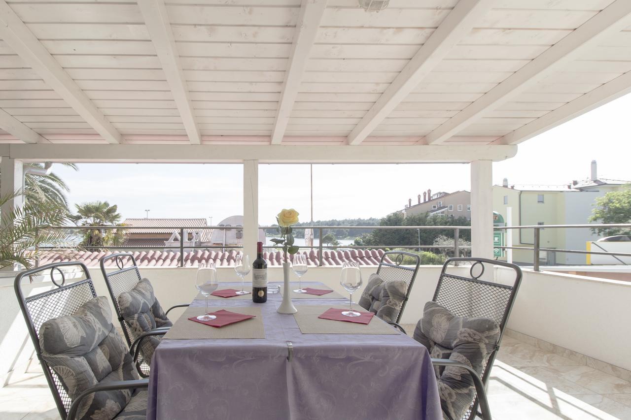 ميدولين Rooms And Apartments Palma B&B المظهر الخارجي الصورة